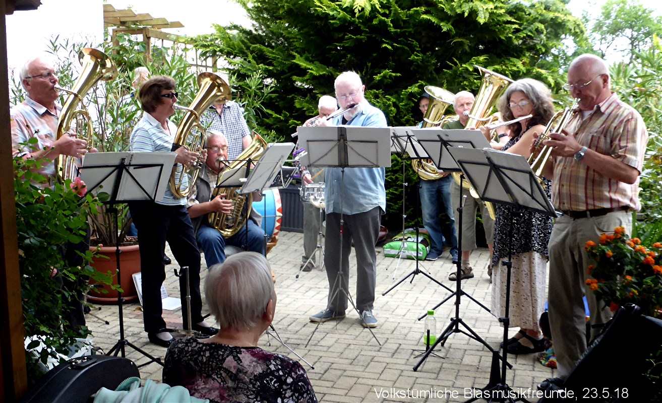 Web-P1220245_Blasmusikfreunde_23.5.18-bei-Konrad