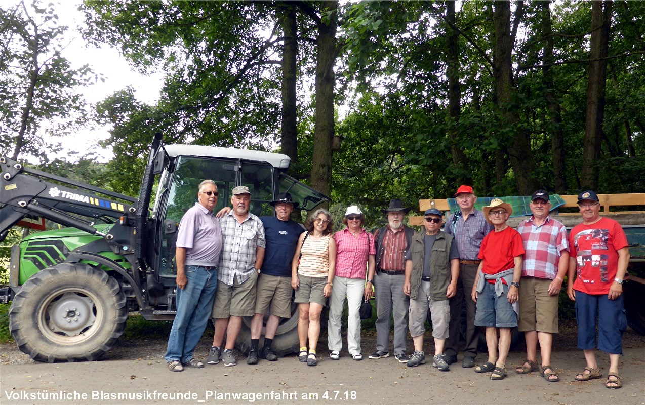 Web-P1220500_VBF_Planwagenfahrt_alle