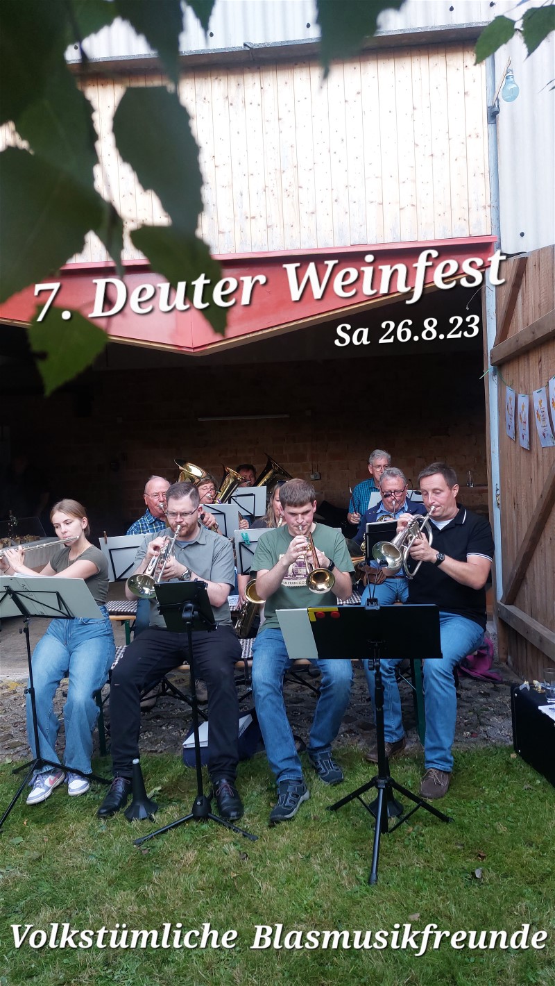 Web_20230826_191606_VBF_am_Weinfest_mit_10