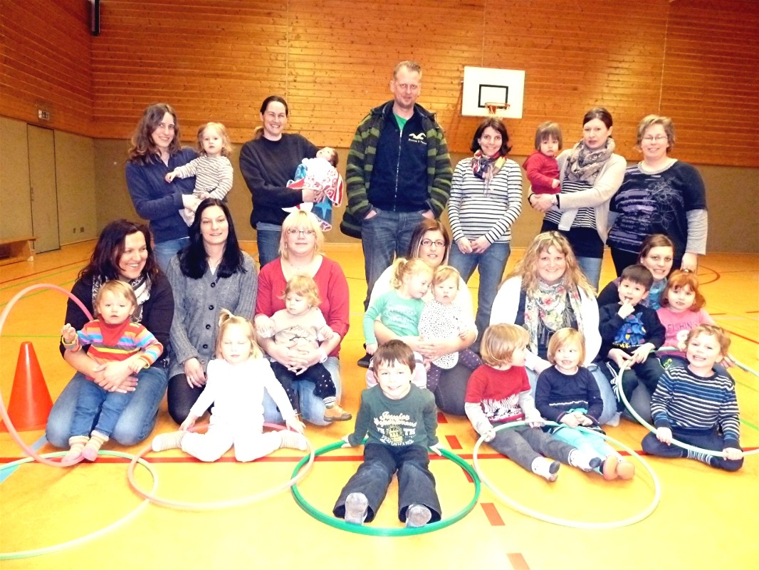 unser Eltern- und Kind-Turnen (Krabbelgruppe)