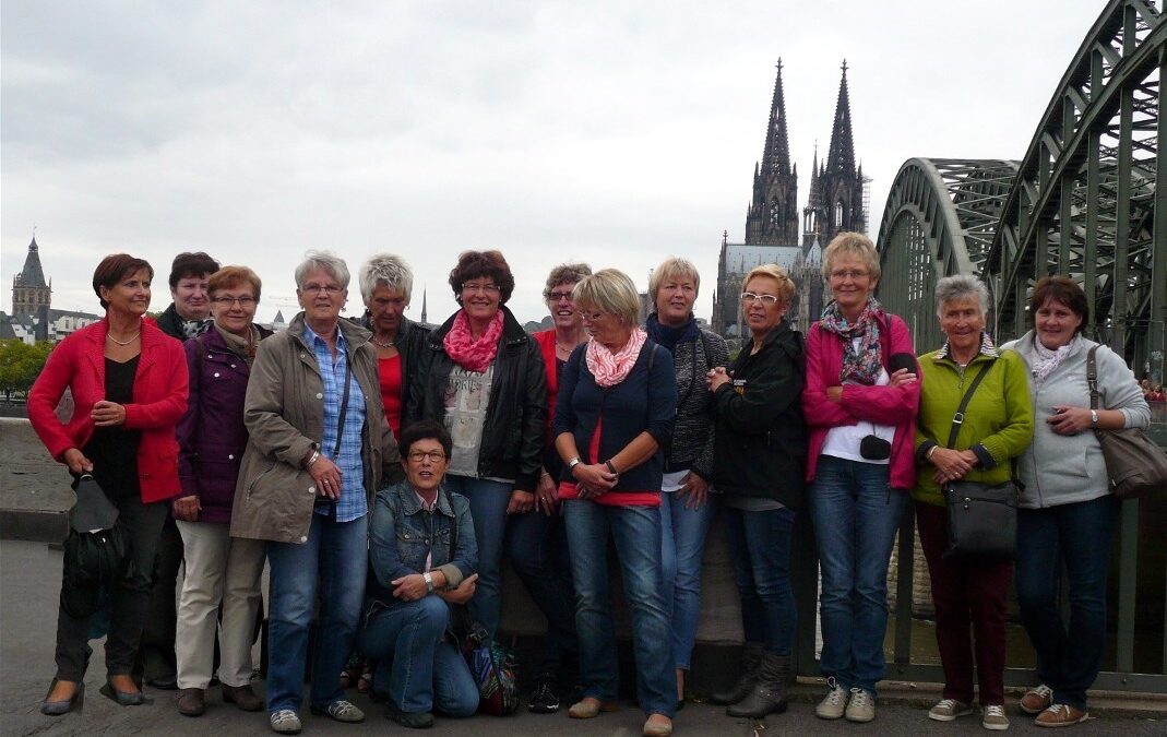 Gymnastik-Damen auf 2-Tagesfahrt