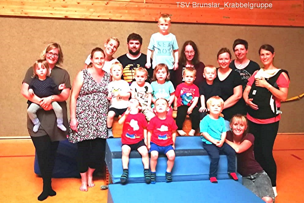 Fröhliches Eltern- und Kind- Turnen